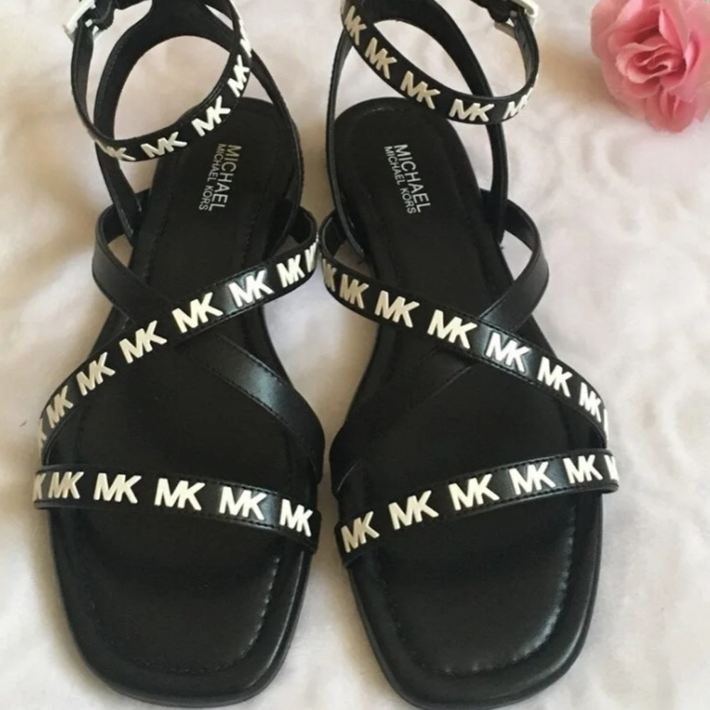-SOLD-Michael Kors Leather black sandals, - Picture 2 of 5